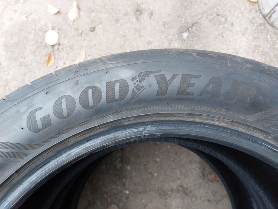 У продажу б/в гума GOODyearEAGLE F1 ASYMMETRIC 3 SUV 109Y XL FP