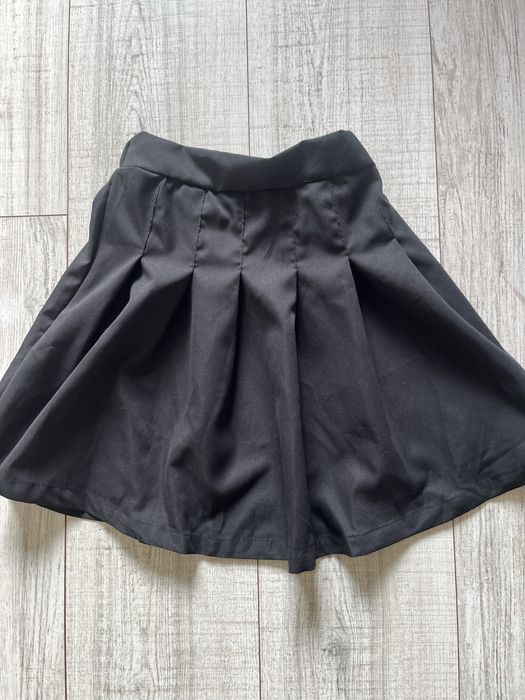 Чорна спідниця, спідничка, спідниця