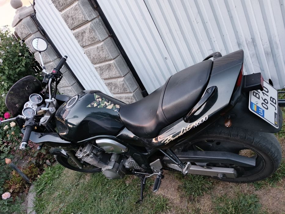 Suzuki bandit 600