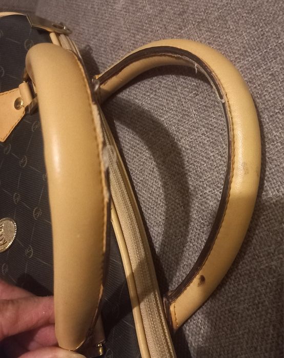 Torebka kuferek stylowy .