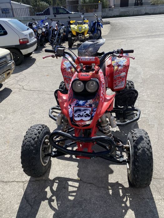 A venda honda trx 400