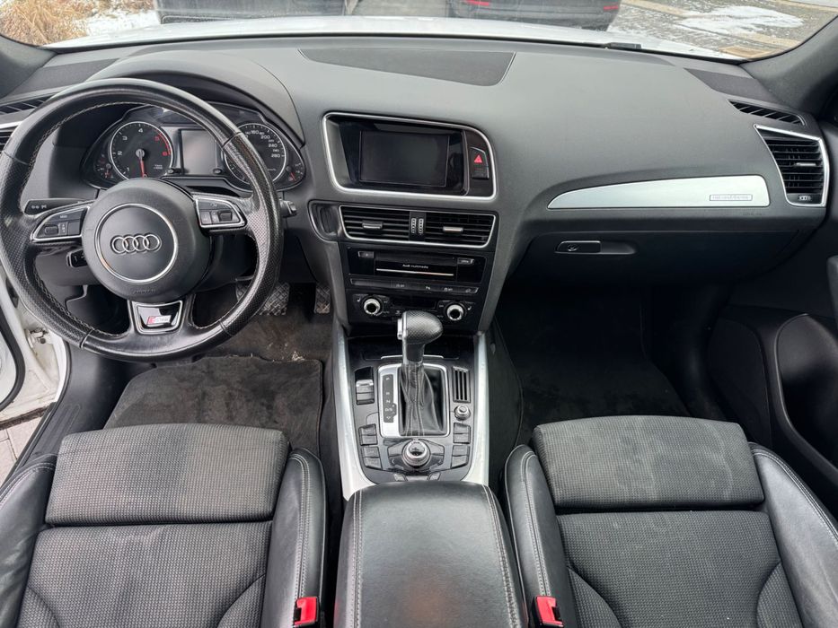 AUDI Q5 S-line 2.0 TDI 190km