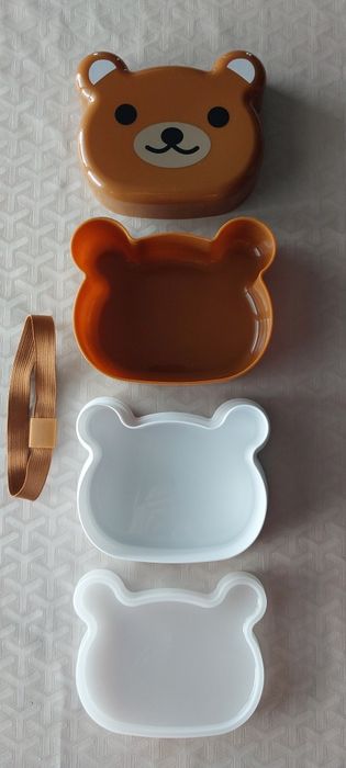 Śniadaniówka, lunch box, na lekarstwa, biżuterię,w podróży itp