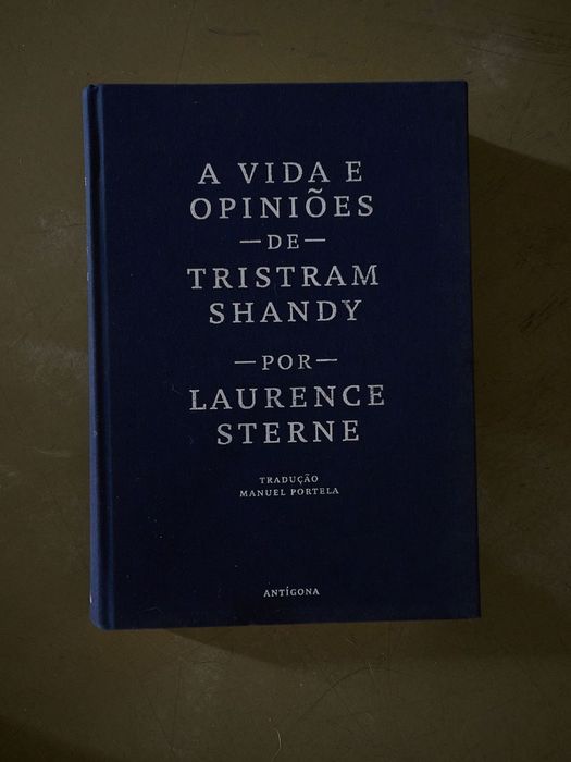 Livro A Vida e Opiniões de Tristram Shandy - Laurence Sterne