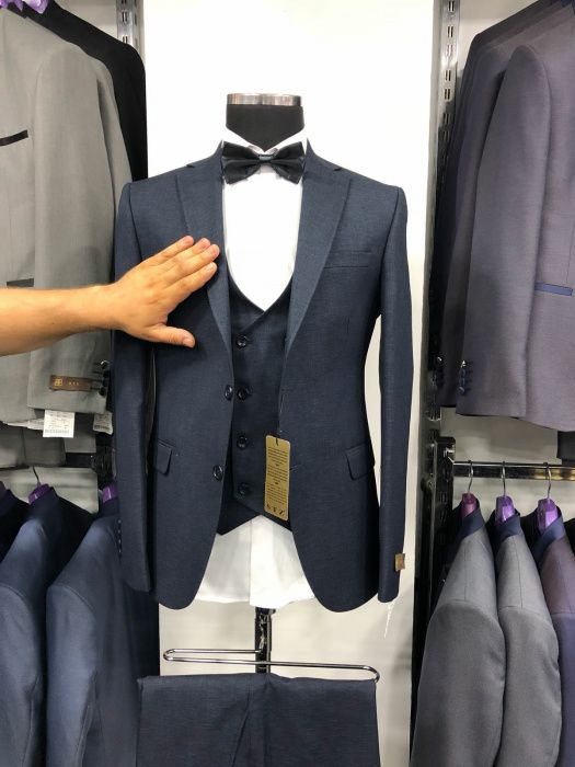 Оренда, чоловічі костюми,смокінгі,фракі