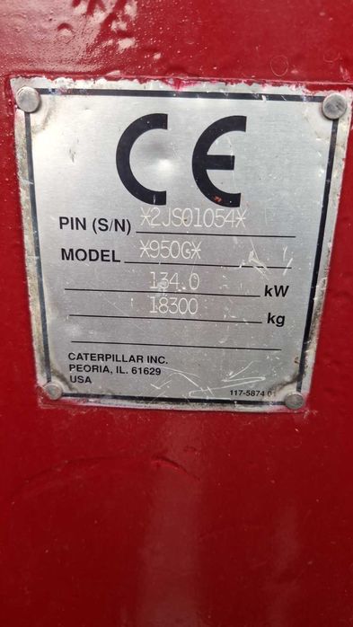 Фронтальний погрузчик CAT 950 Фронтальний навантажувач CAT 950 2000 рік випуску Добрий стан