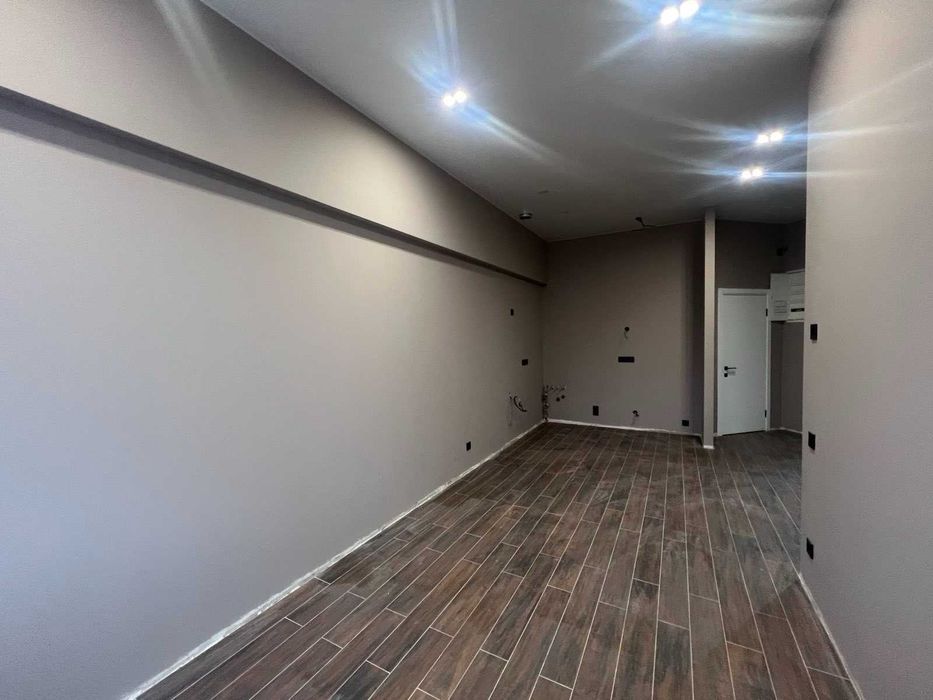 Продам комерційне приміщення на 12 кварталі