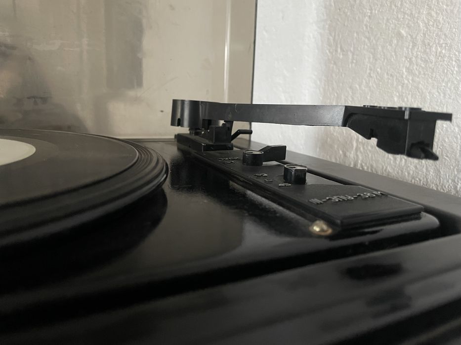 Програвач пластинок, вініловий програвач