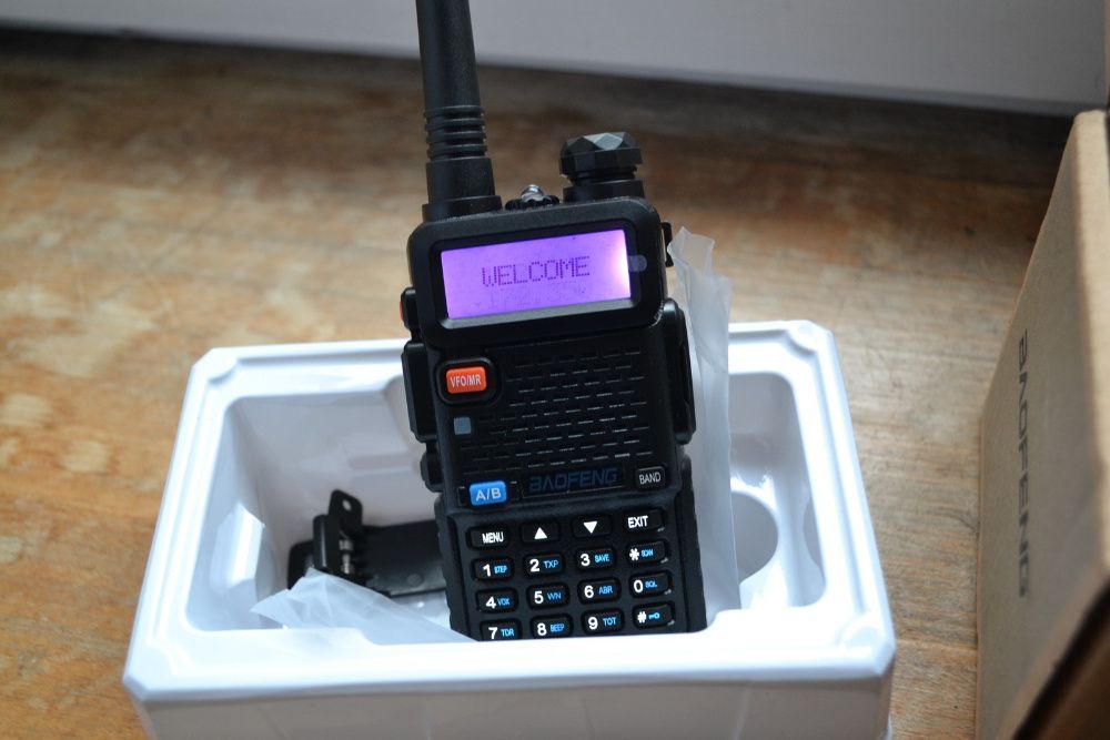 Baofeng UV-5R Radiotelefon Krótkofalówka PMR Nasłuch Skaner