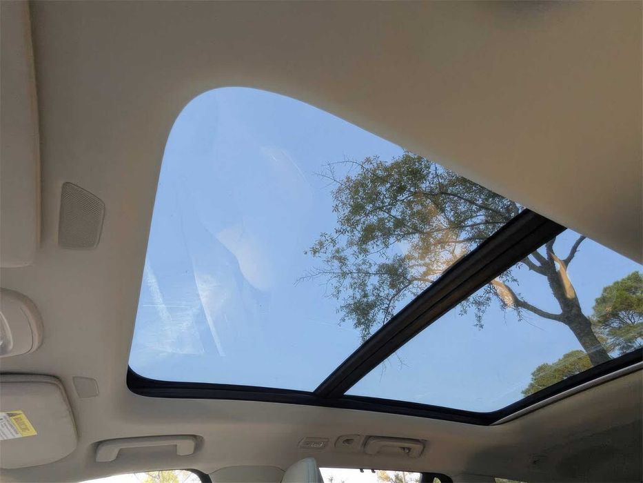 Volvo XC90 B6 Ultimate Bright Theme 6-Passenger      2023