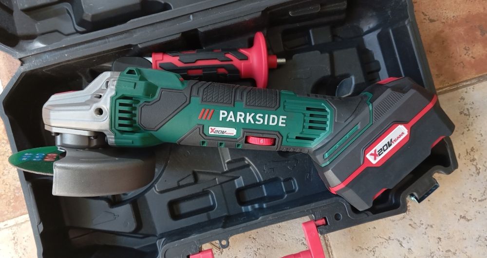Rebarbadora Parkside com  bateria 4Ah  20V