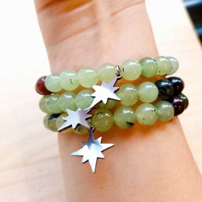PULSEIRA DE TURMALINA MELANCIA, JADE NATURAL TIBETANA E PREHNITE