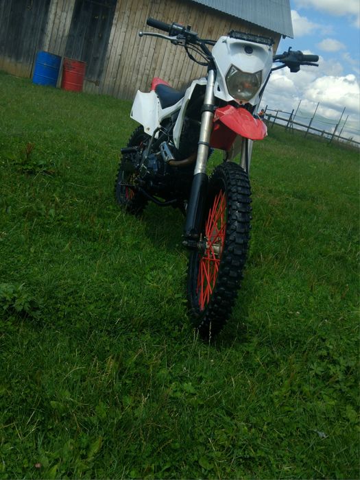 Продам мотоцкл срдх 200