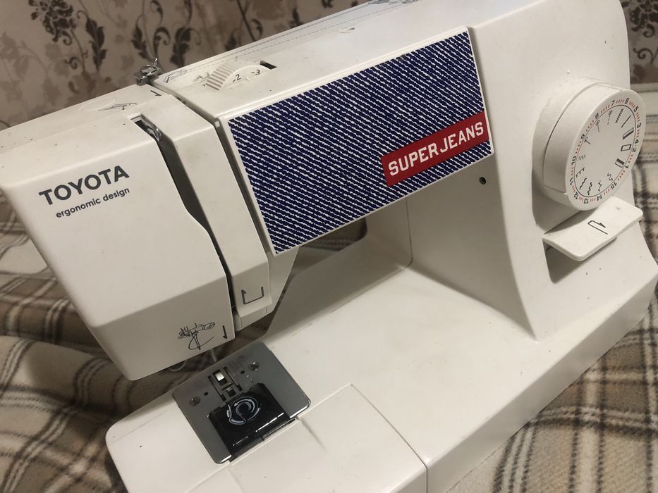 Швейная машинка / швейна машинка