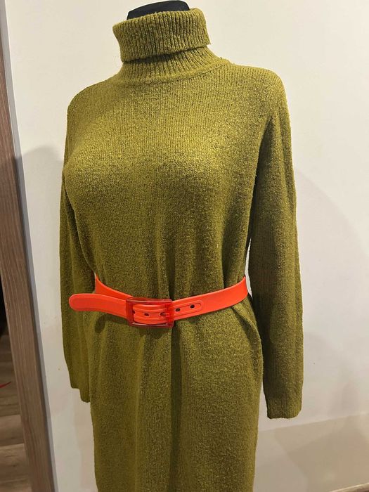 Długi sweter, sukienka