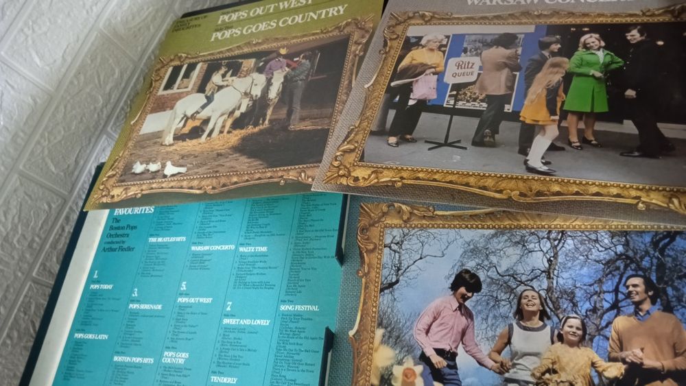 Lote com nove vinis readers digest family favourites treasury