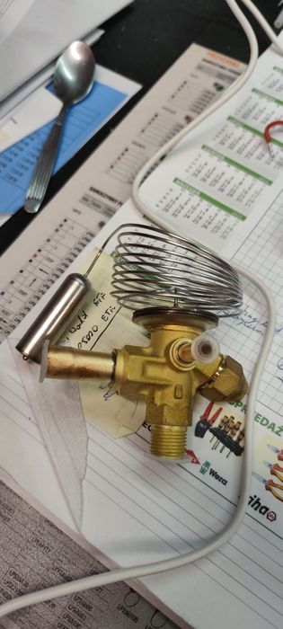 Zawór termostatyczny rozprężny Danfoss TES 2 R-404 lutowany
