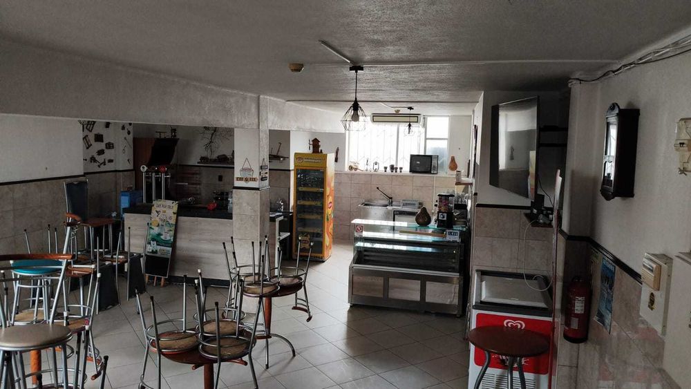 Snack-Bar Equipado para Arrendamento