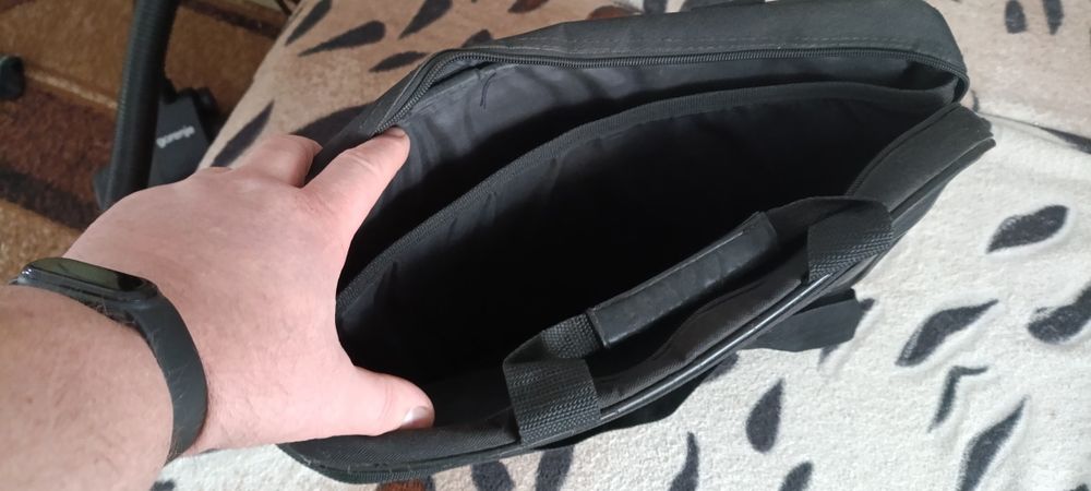 Продам сумку для ноутбука