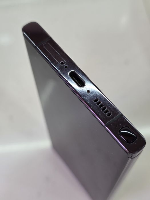 Samsung S23 Ultra 512GB.