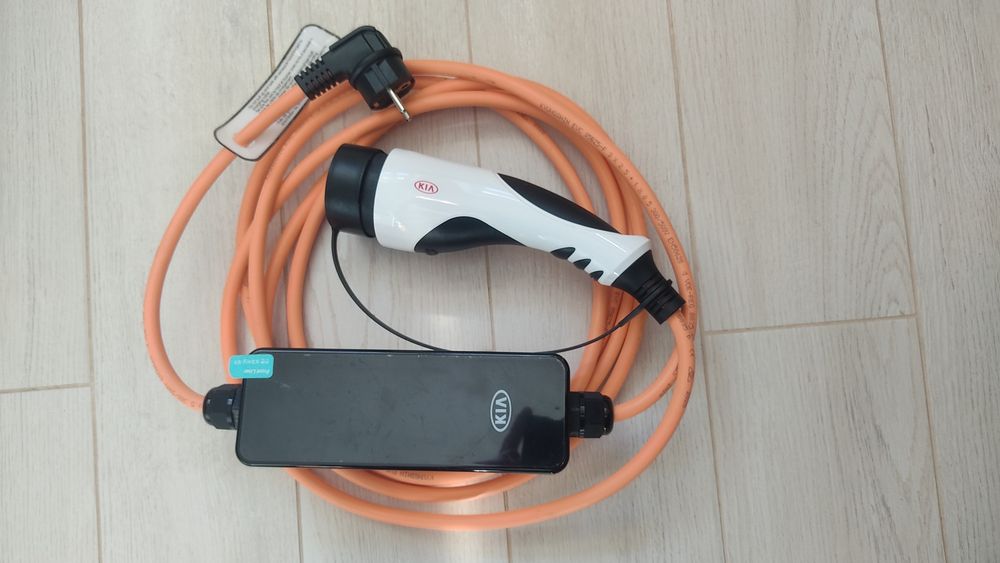 Зарядка для електромобіля kia, Hyundai  Оригінал