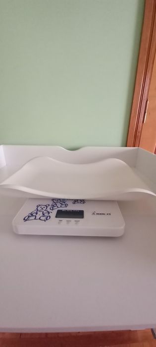 Ваги дитячі/ стан нових