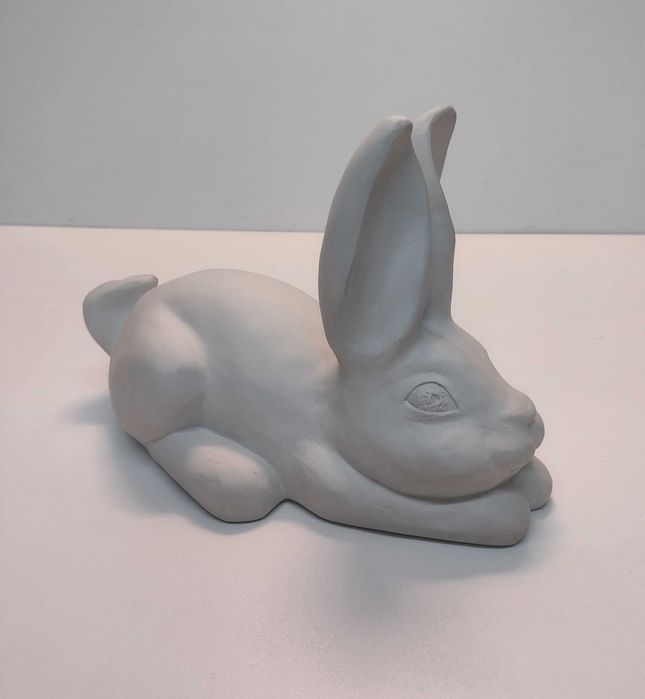 Duży Zając WIELKANOCNY 19 cm figura rzeźba królik