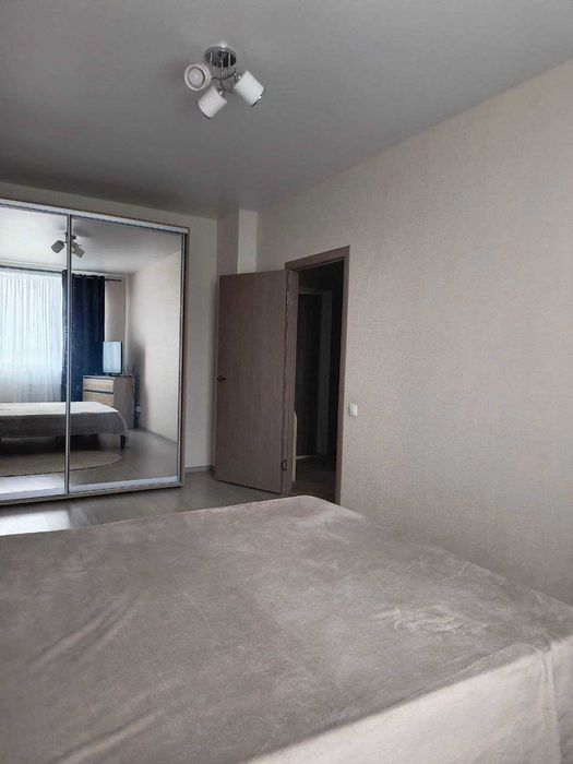 Сдам квартиру на 7м небе с мебелью и техникой