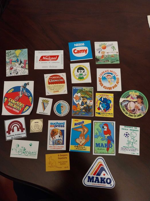 Lote 22 autocolantes variados - marcas e desenhos, vintage