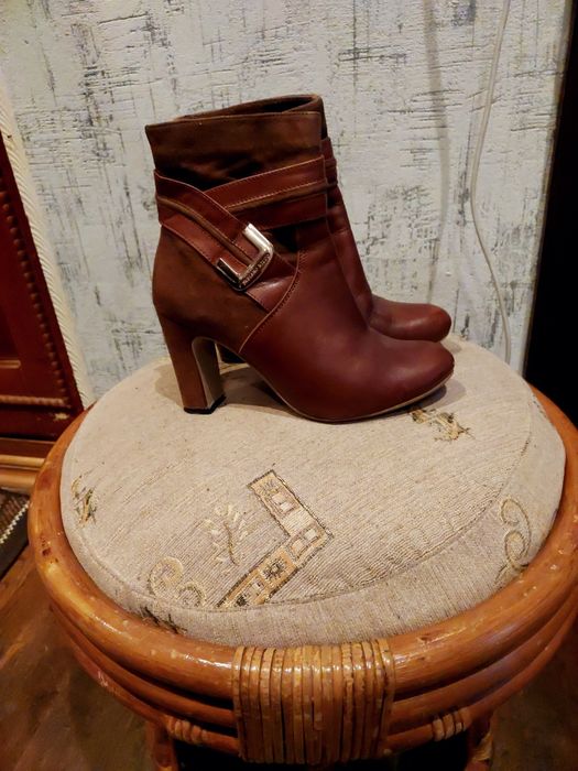 Черевички жіночі