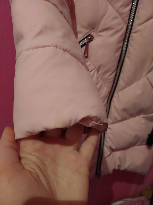 Продам нежно розовый пуховик в идеальном состоянии!!!