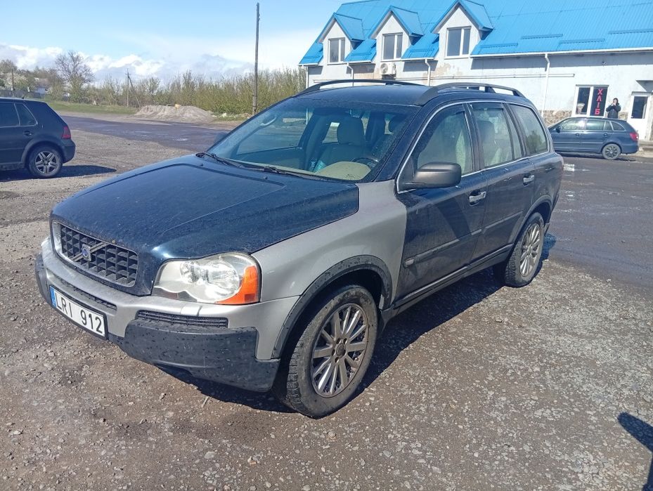 Volvo XC90 в Україні нерозмитнена