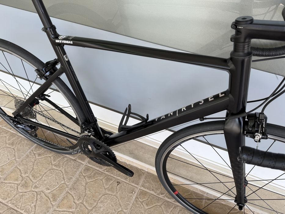 Bicicleta de estrada 11v - Bem equipada!