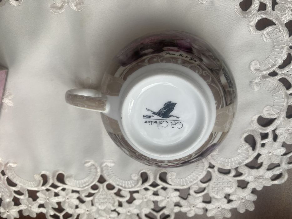 Nowy w pudelku zestaw  do herbaty Magnolia