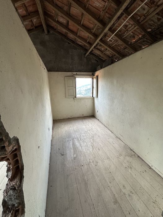 Moradia para reconstruçao