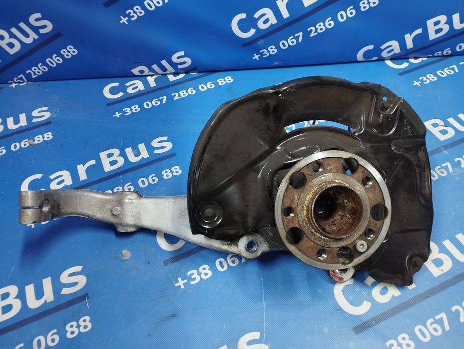 Ступиця  передня права Мерседес W222 S 560 Шрот Кулак мерседес