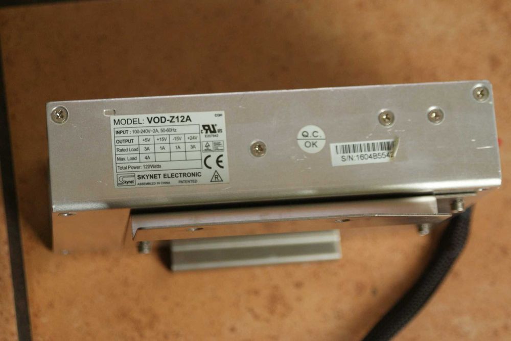 Zasilacz impulsowy Z12A 12V 1.2A