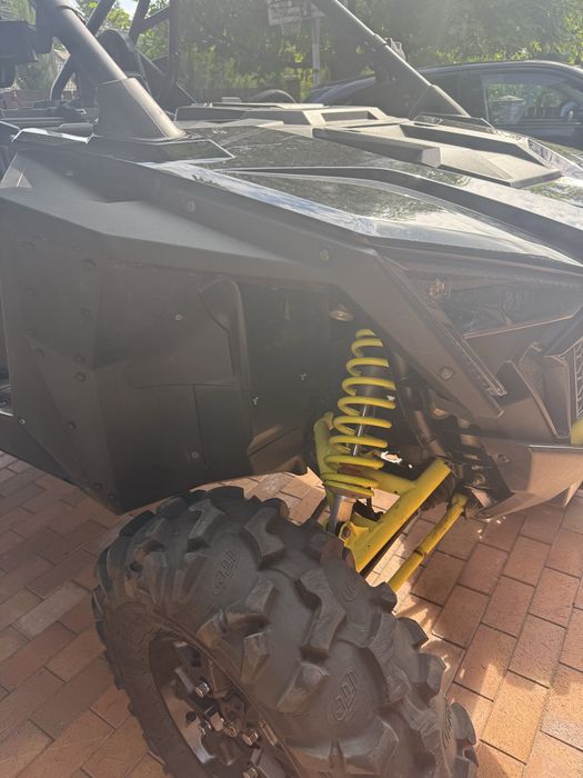 Polaris RZR Pro Xp (turbo)