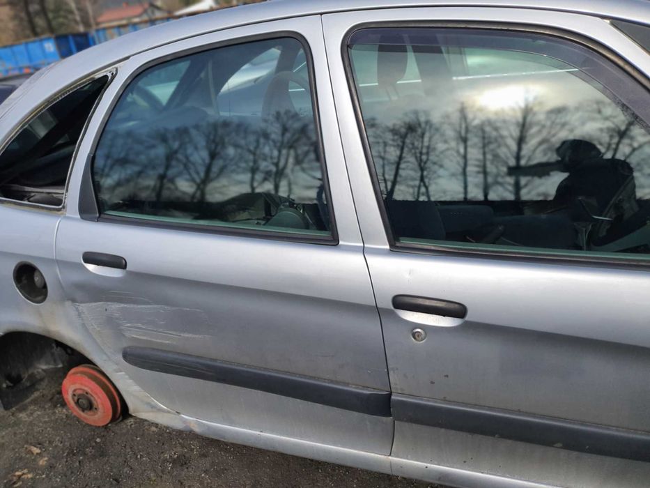 Szyba boczna Xsara Picasso