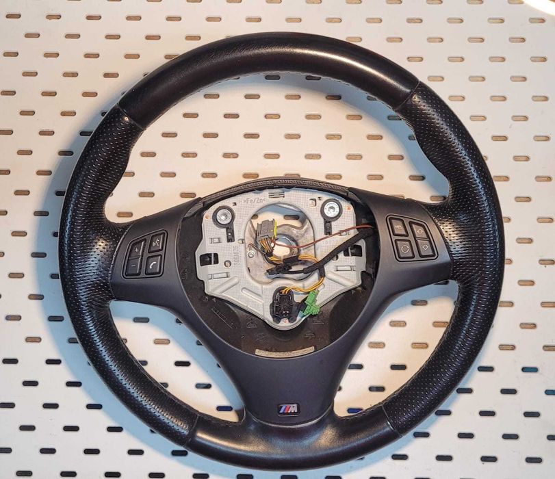 Kierownica m pakiet BMW 1 3 E81 E82 E83 E87 E88 E90 E91 E92 E93