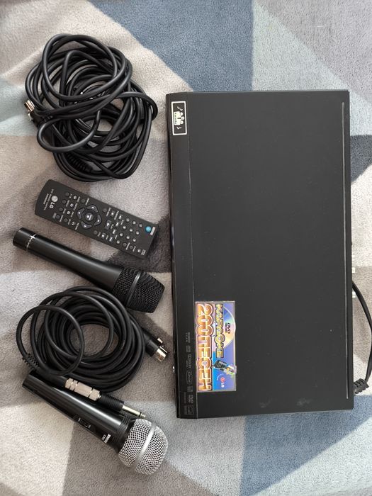 DVX441K DVD-програвач із функцією караоке.
