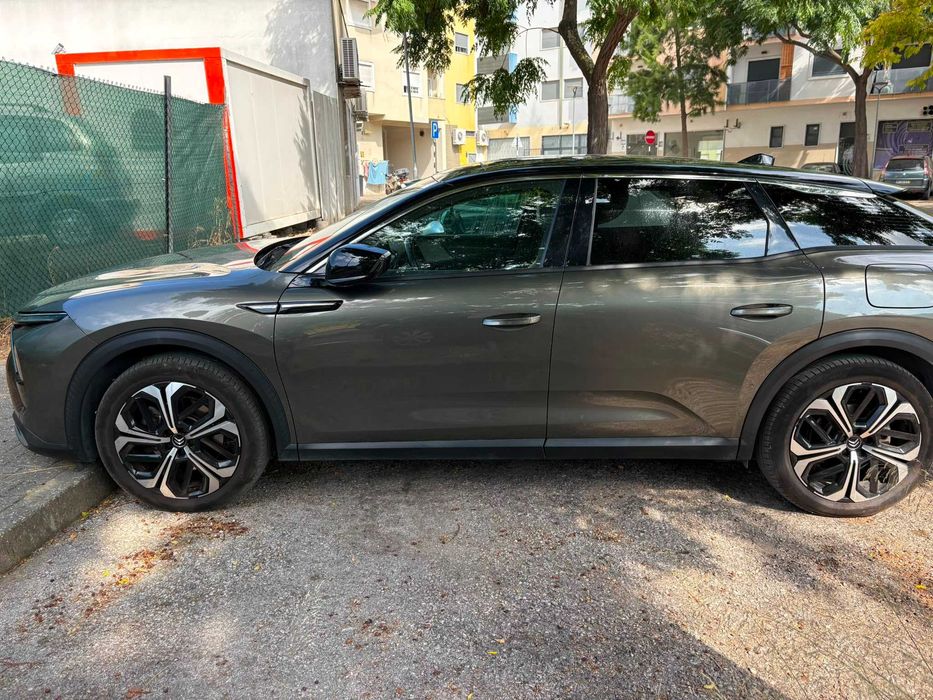 Citroen C5X Hybrid 225 e-EAT8 Shine Pack, 2022, 50000 Km, Teto Panorâmico