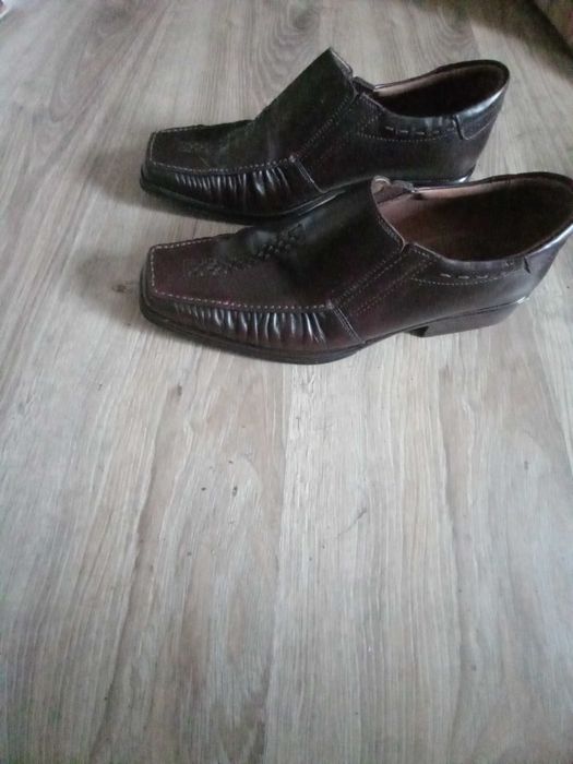 Buty męskie wizytowe rozmiar 39 super stan jak na zdjęciach...