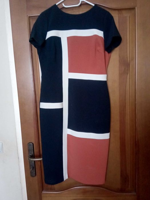 Класичне  Плаття футляр