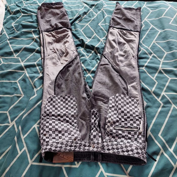 Jeans Halvarssons Moto