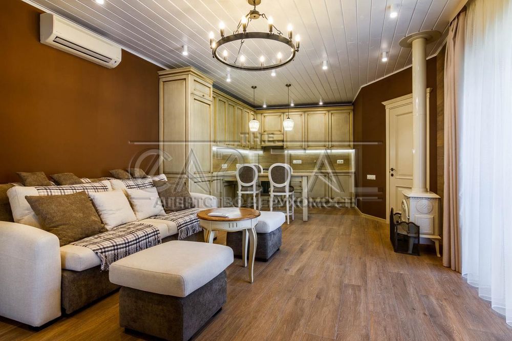 БЕЗ% Продаж будинку КОЗИН КМ Монтана Вілидж басейн чан гараж