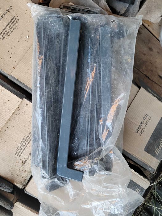 Parapety zewnętrzne ocynk antracyt 4 szt.