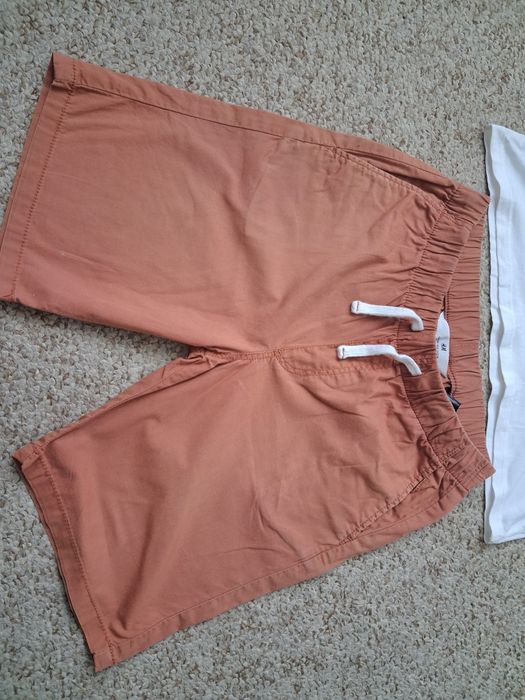 Костюм H&M 8-9 134 р