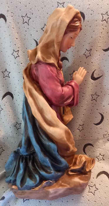 Escultura da Virgem Maria