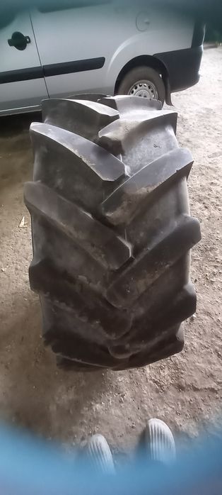 Шина BKT 400/70 24